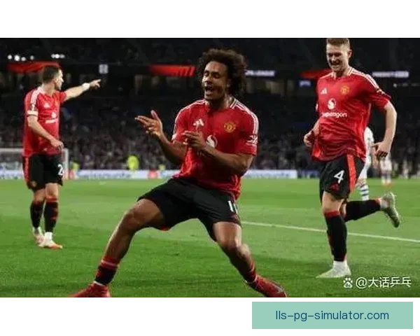 曼联官宣签下荷兰射手齐尔克泽锋线补强红魔进攻新时代开启全面升级